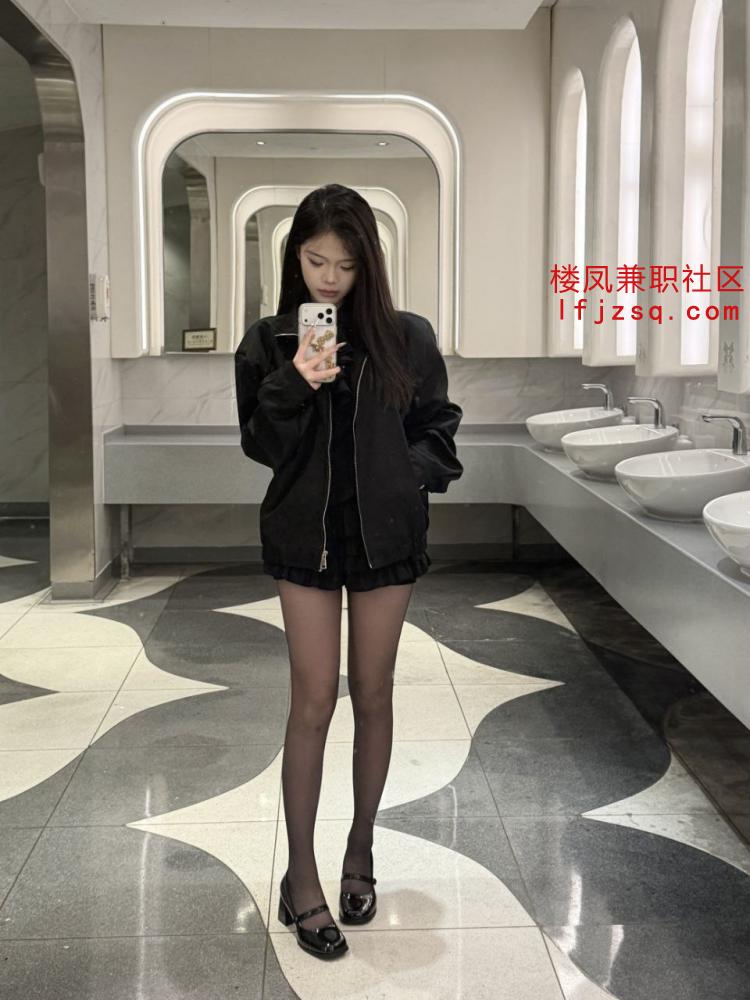 廊坊市兼职小浪货模样的美女奶子蹦蹦跳跳