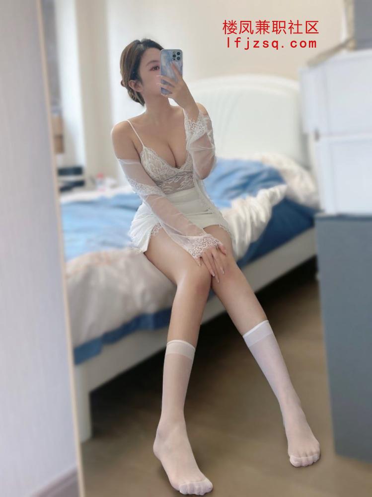 宿州市兼职骚妹大胸蜜桃臀口活好穴紧水多