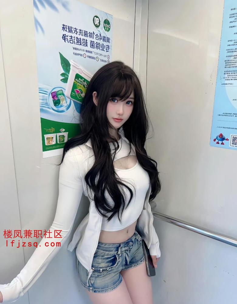 00后娇嫩小骚逼