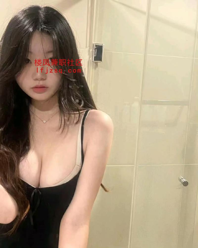 礼拜兼职厂花奶大多汁