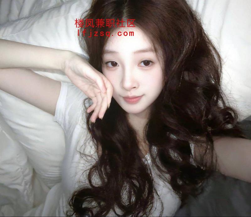 扬州无套内射超巨臀嫩妹