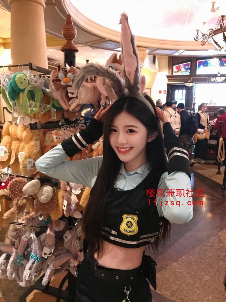 台州大奶萝莉丝袜妹