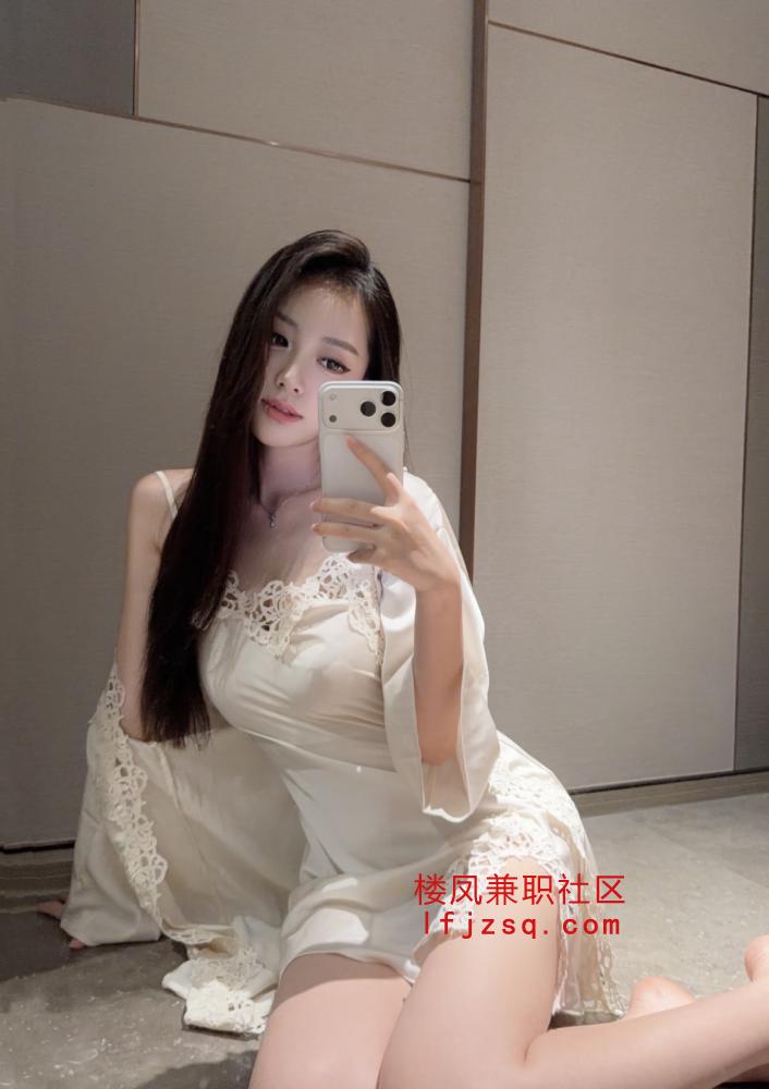 秦都区OO后新茶 兼职御姐身材S纯欲妩媚  可外