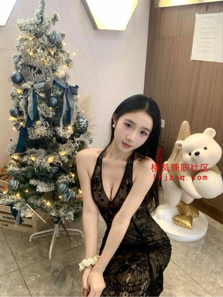 浦东0兼职小浪货模样的美女奶子蹦蹦跳跳