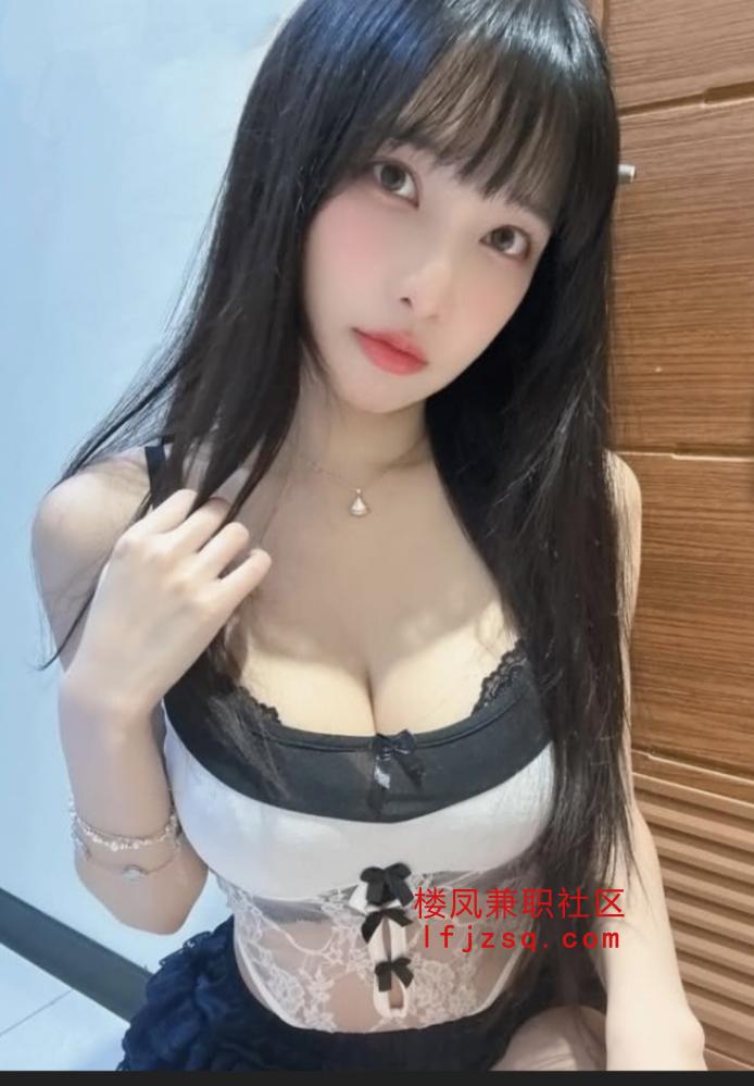 南方大奶妹蜜桃臀后入天花板温柔体贴
