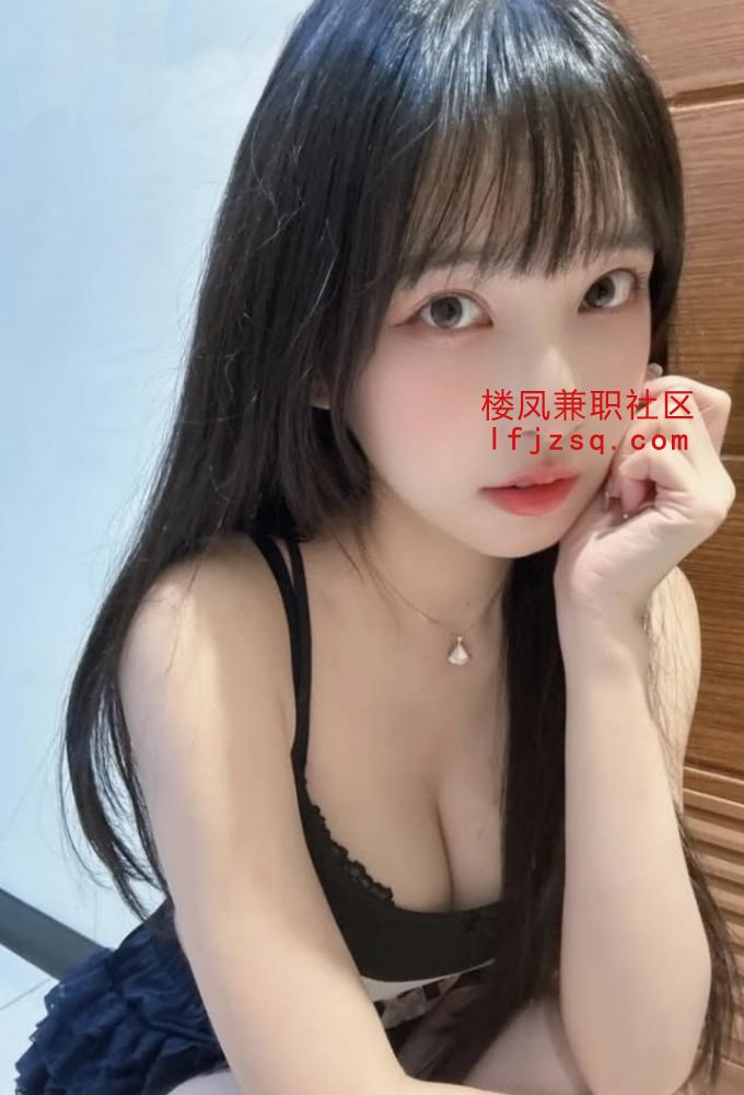 南方大奶妹蜜桃臀后入天花板温柔体贴