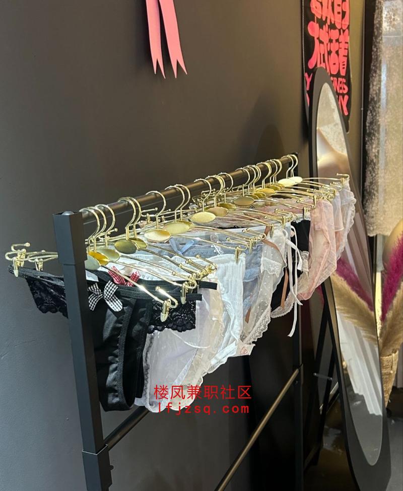 【同城精品】极品嫩粉 车模 学妹 护士 少妇个人兼职（有公寓可内射）有体检报告
