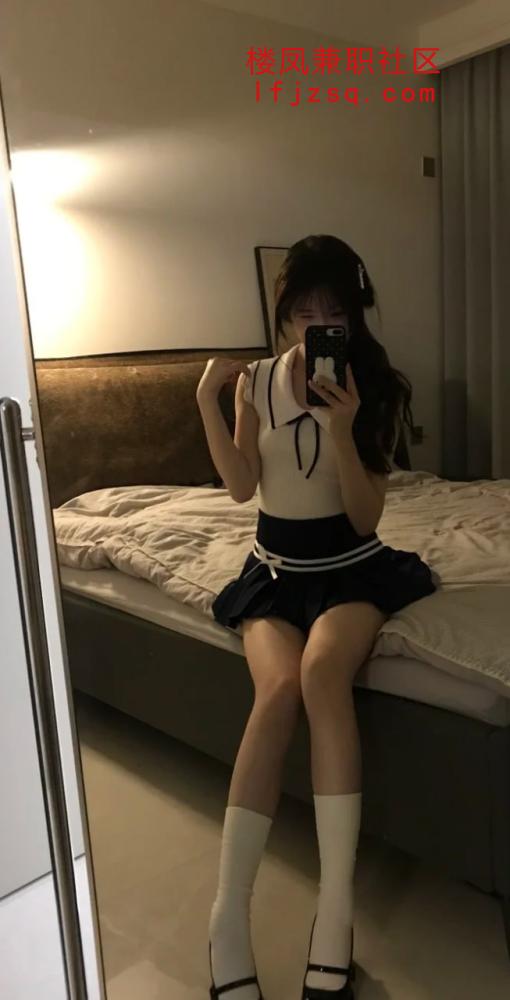 成都在校学妹水多紧致乖巧听话