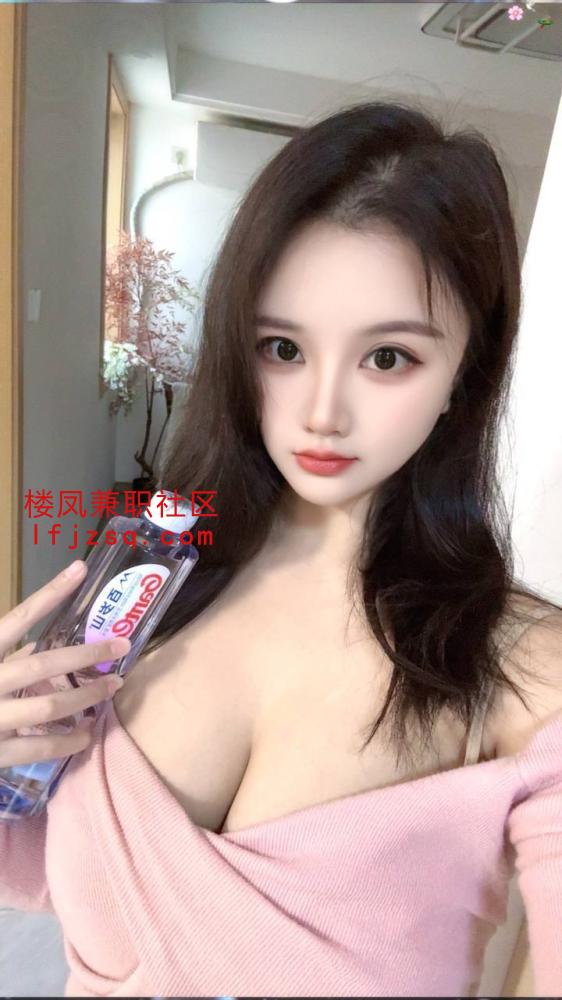 长腿细腰妹妹大奶抱着啃