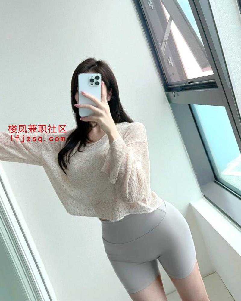 苏州美腿清纯兼职软萌妹子