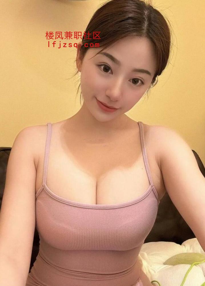 水嫩多汁美鲍小姐姐