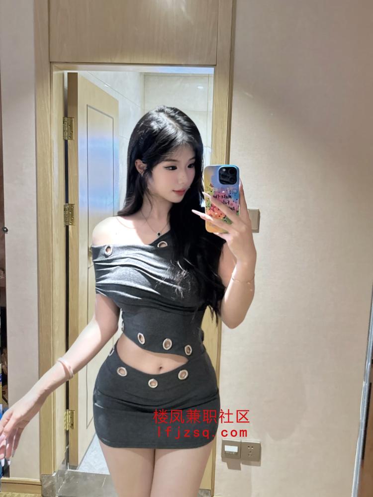 蜜桃臀敏感多汁性瘾欲女