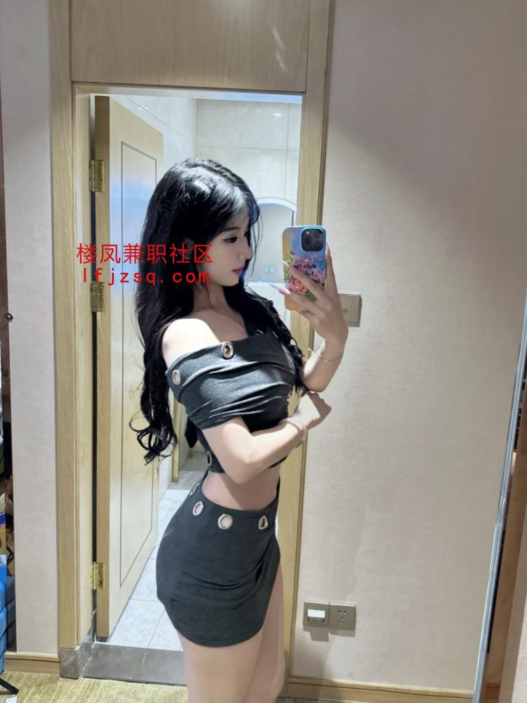 蜜桃臀敏感多汁性瘾欲女