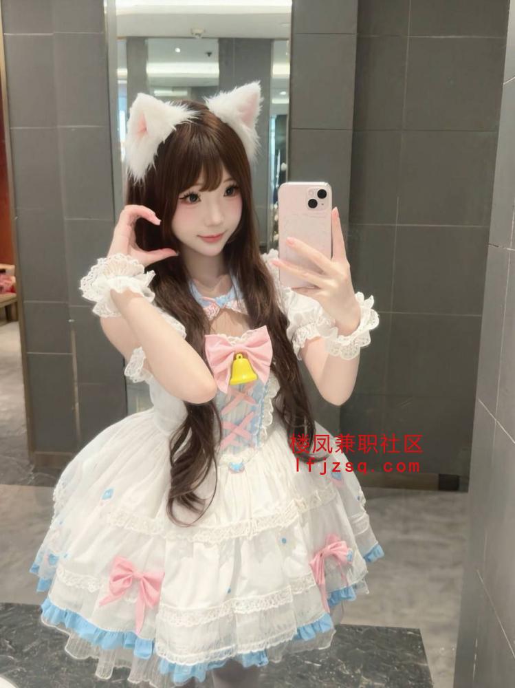 昆明前凸后翘大胸妹女s