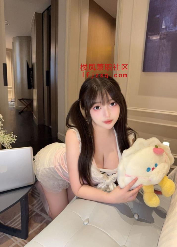 哈尔滨白皙大奶深喉小妹爽记