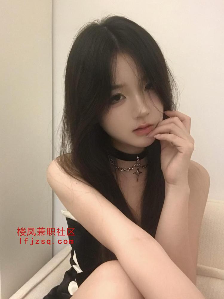 纯欲小花蕾粉嫩多汁