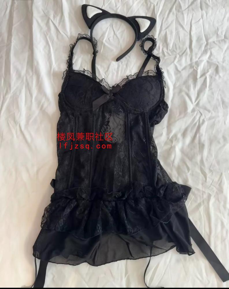 小小姐姐刚出道水嫩水嫩的很哇塞！