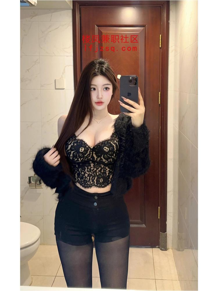 南开区性感翘臀欲姐