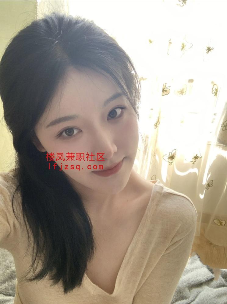 昆明极品白虎女大学生刚下海