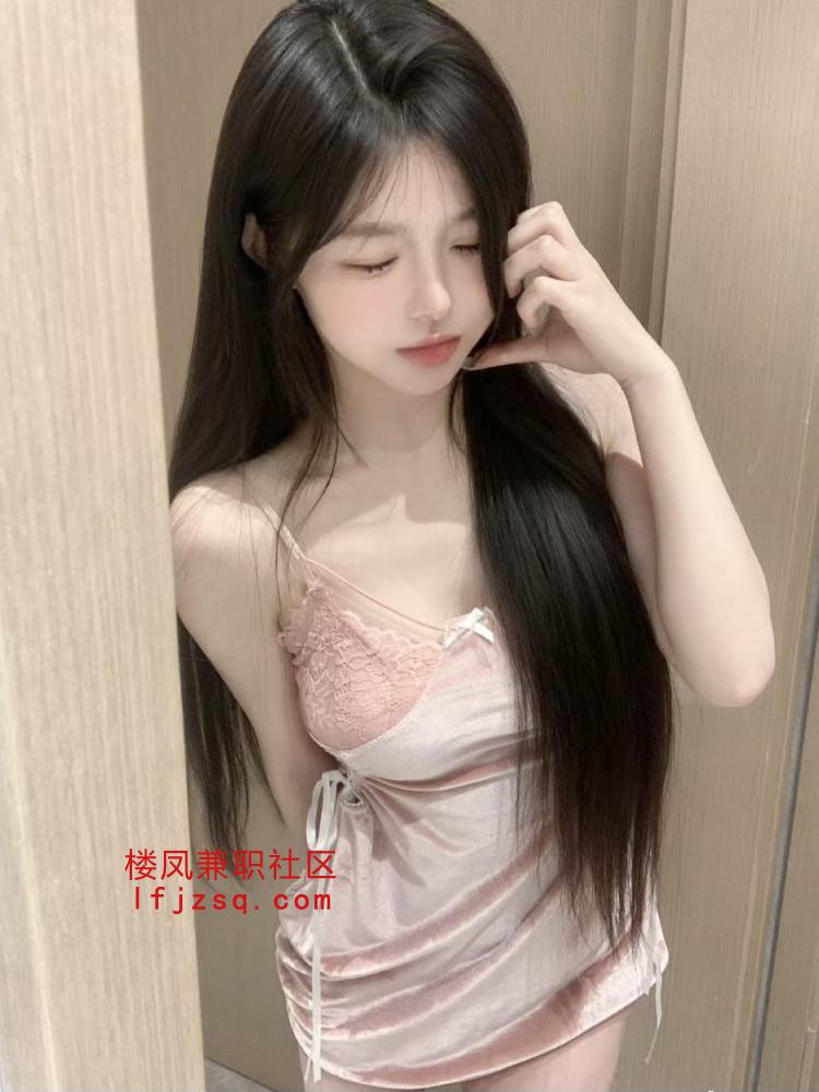 万柏林邻家小妹妹逼紧水多