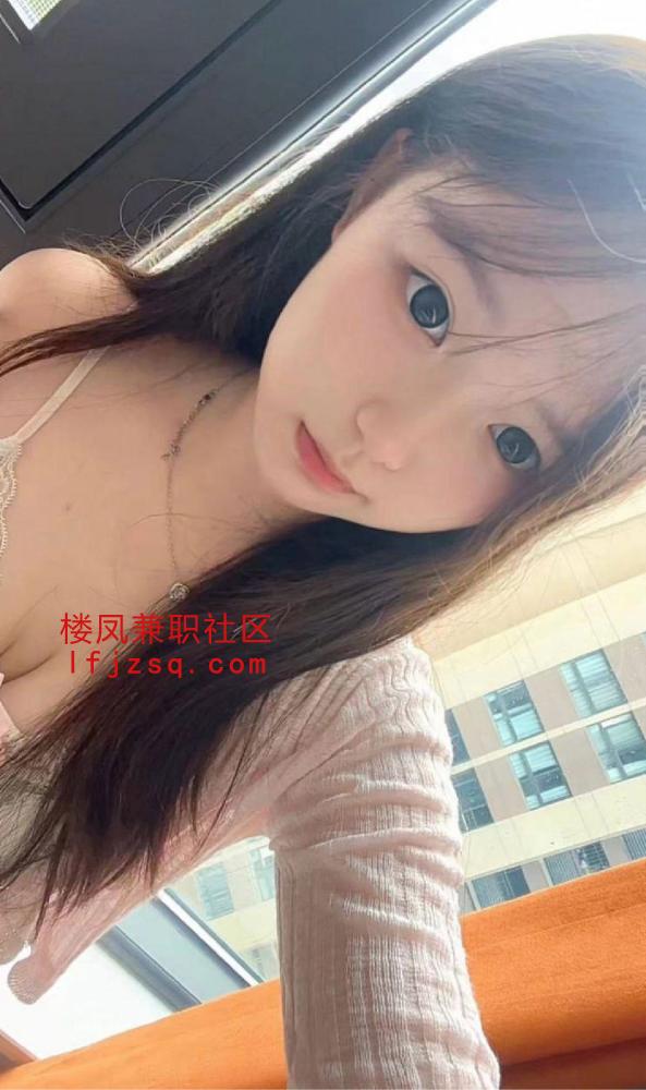 淮安舞蹈专业大长腿女大学生 高颜值清纯甜妹 超反差性感