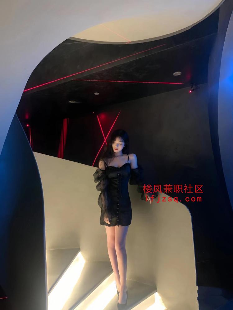 大兴00后性感嫩妹水多会夹