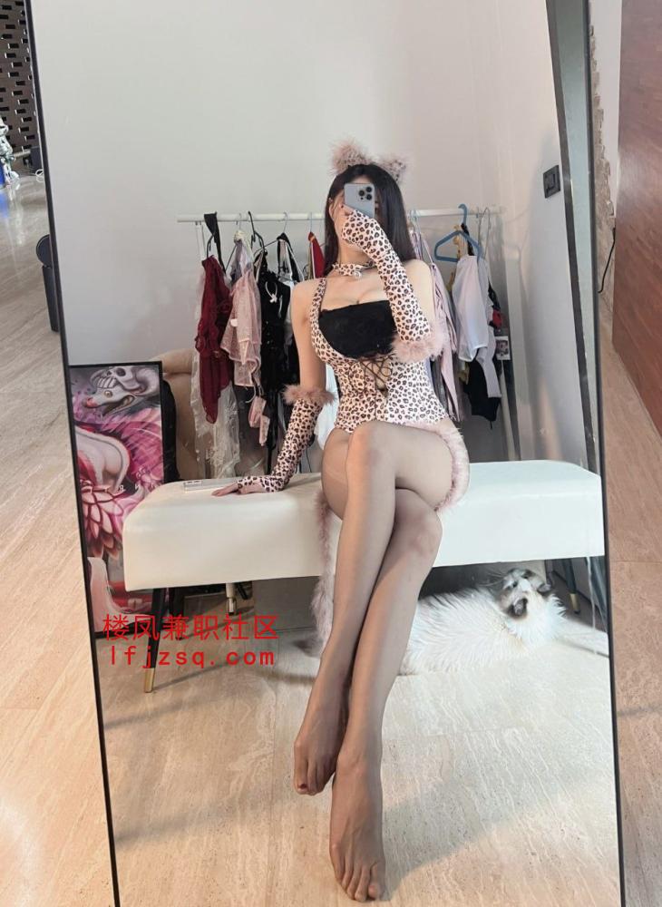 眉山丰满肤白大波妹全套服务