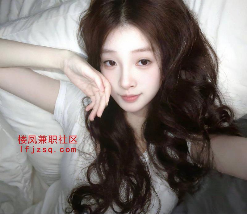 珠海美乳翘臀小美女