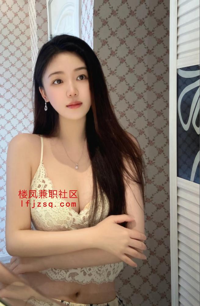 太原嫩妹后入打桩机