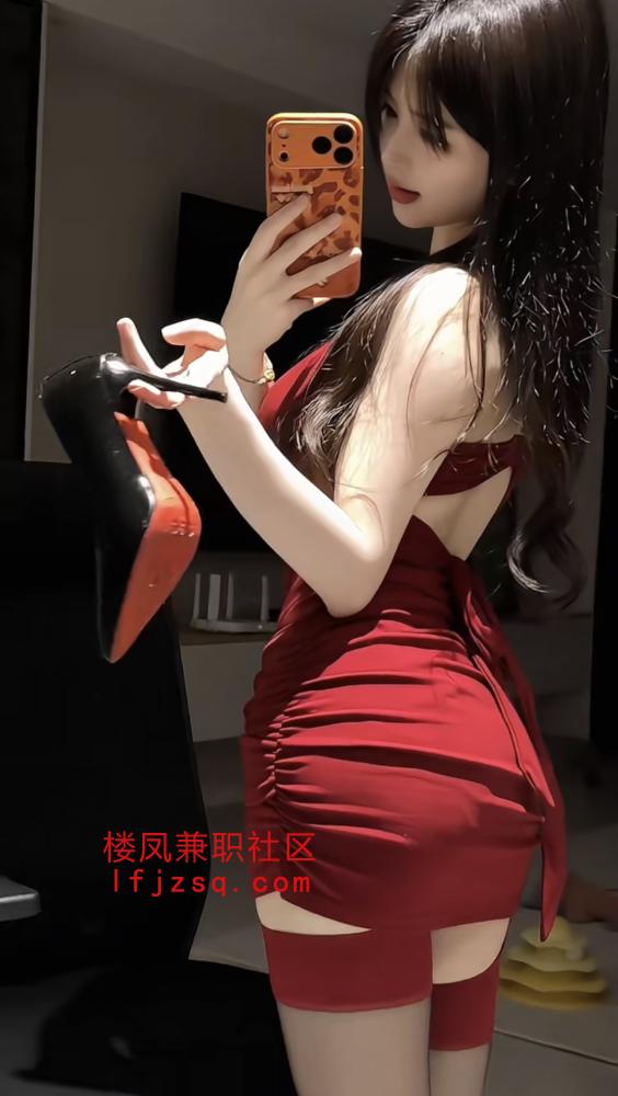 武侯极品高颜值白虎鲍鱼多水兼职小尤物