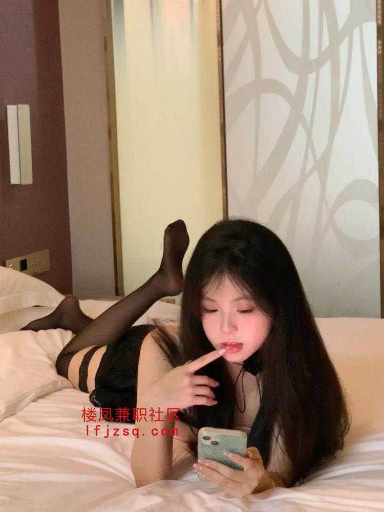 浦东极品高颜值多汁白虎性感小美女输出爽爽
