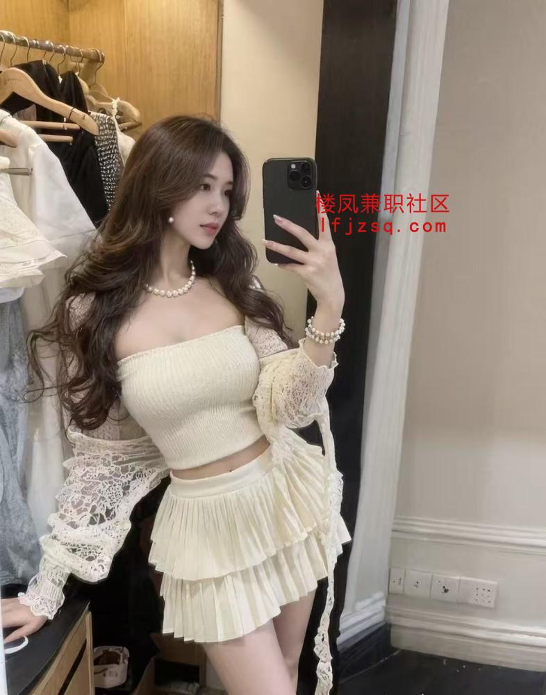 御姐身材性感温柔服务型妹子