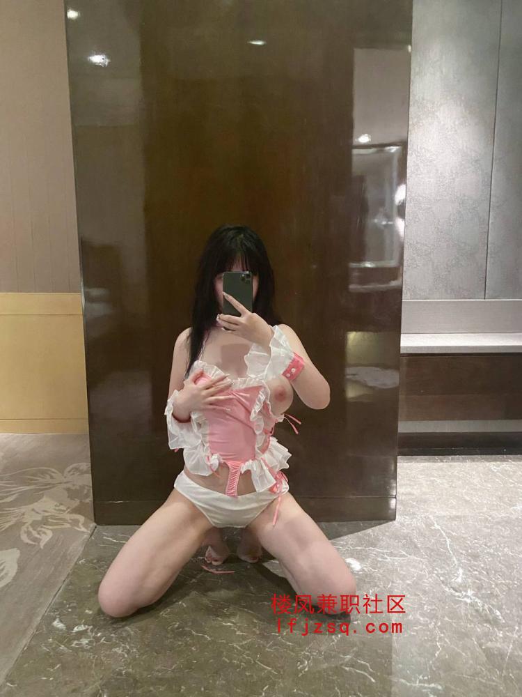 温州找过最粉嫩的学生萝莉 好紧粉嫩