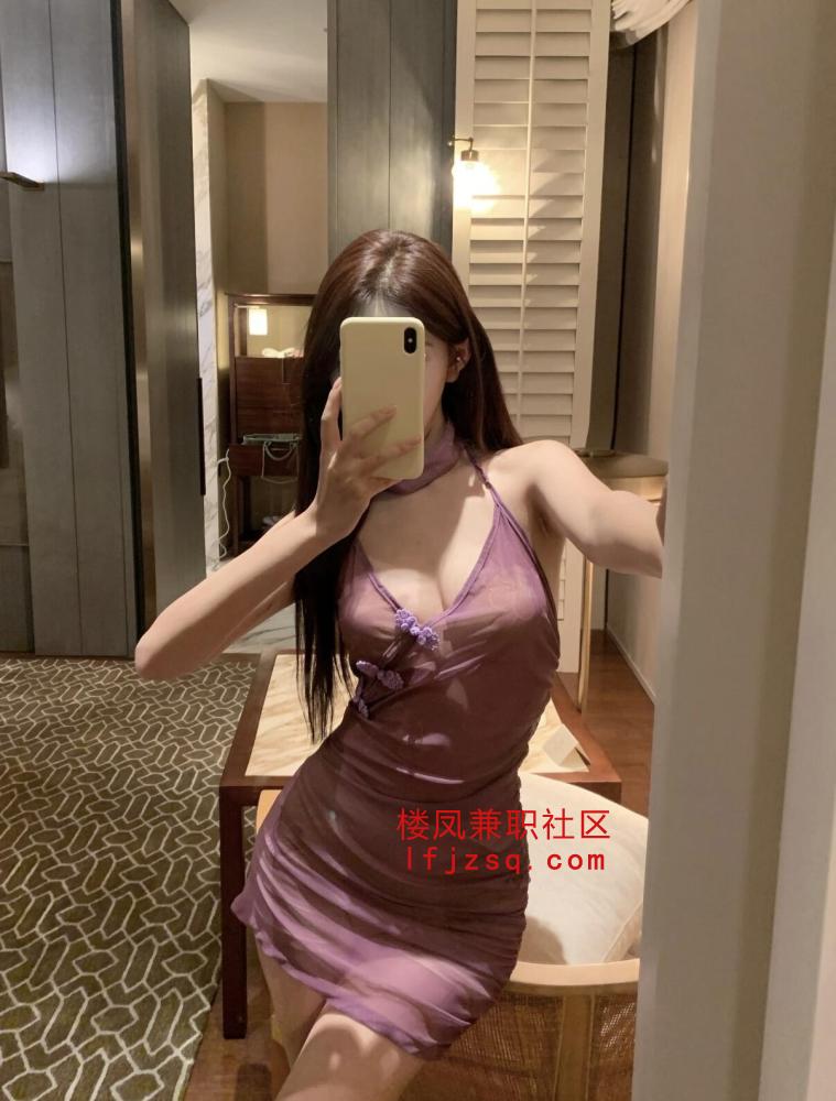 西安很嫩的蜜桃臀妹妹