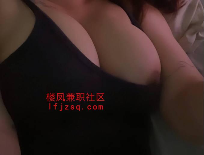 金华御姐主动放入女上天花板