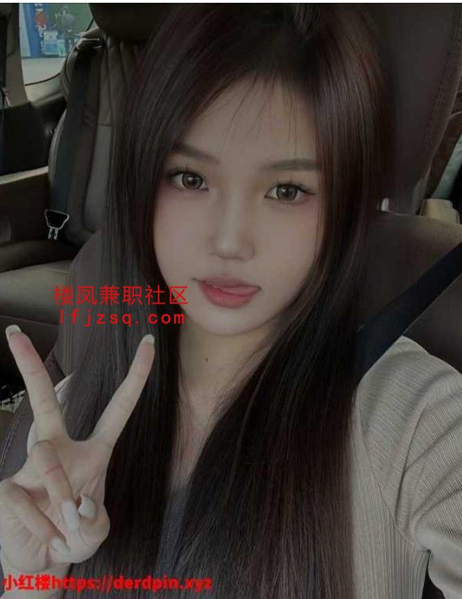 齐齐哈尔邻居家的人妻紧致鲍鱼肥美