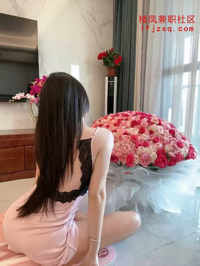 出差朋友介绍御姐风妹妹