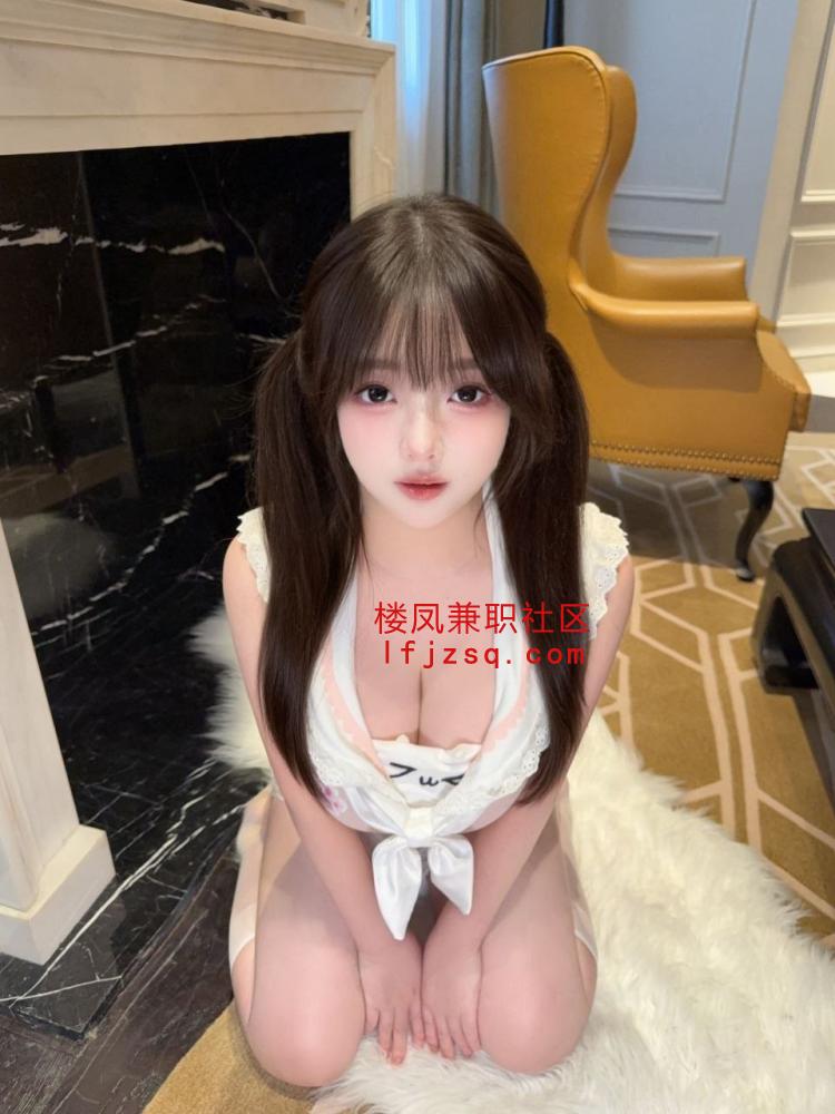 哈尔滨粉嫩多水娇小玲珑妹丝足
