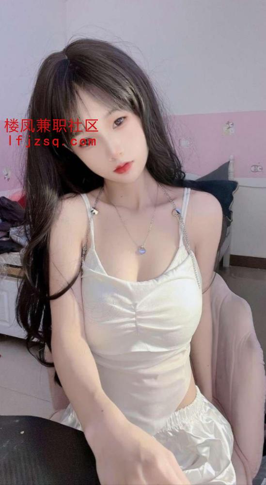 巨乳邻家女孩刚下海不久太紧太粉嫩了好舒服