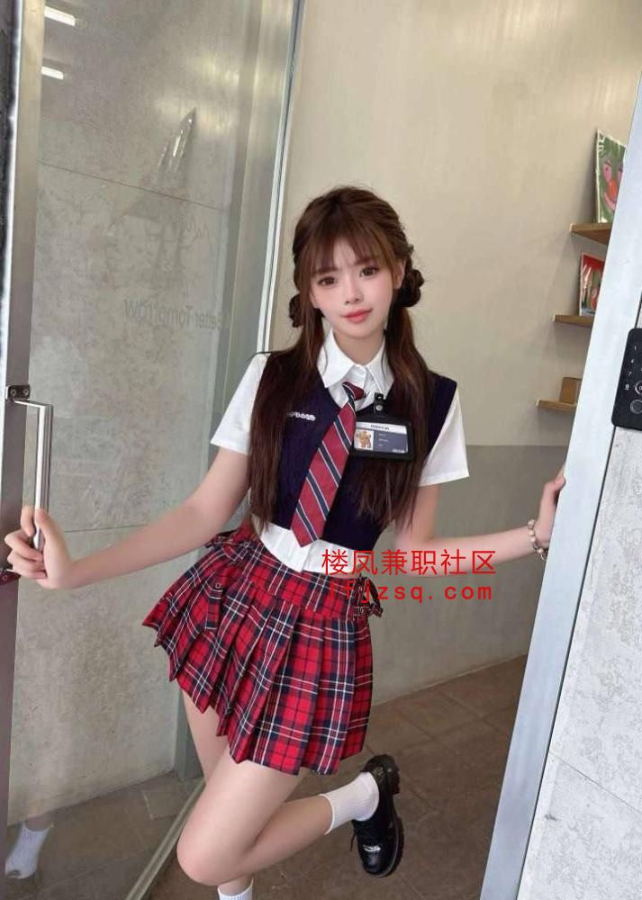 天津皮肤白嫩邻家女友老师