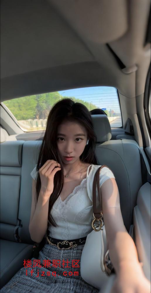 成都妹子嫩妹魔鬼身材会吸会夹