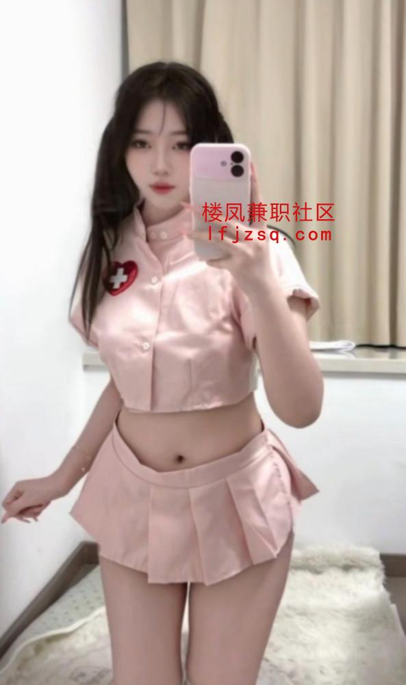超嫩学生妹乖巧听话三点粉嫩