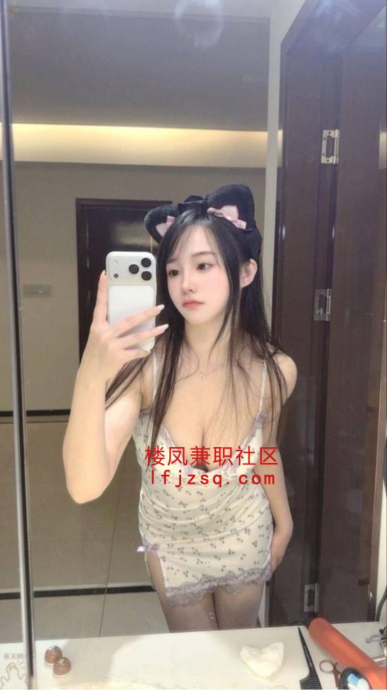 自贡纯欲美女极品身材极致反差