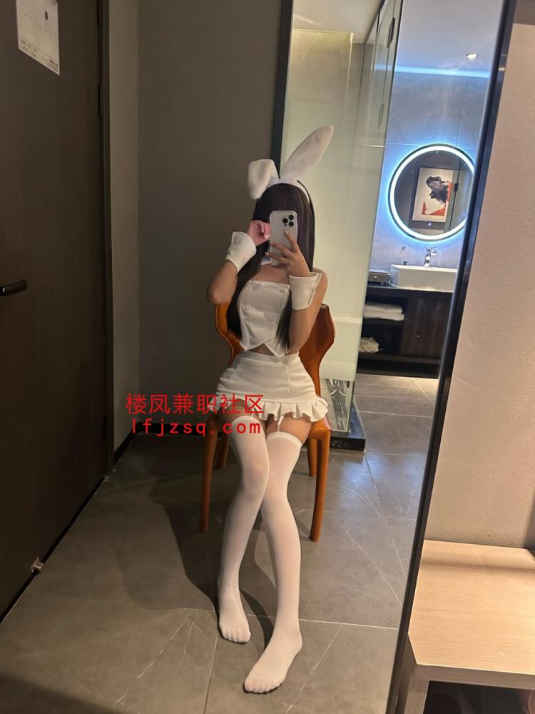 廊坊极品小妹妹 玉体性瘾美乳三点粉嫩