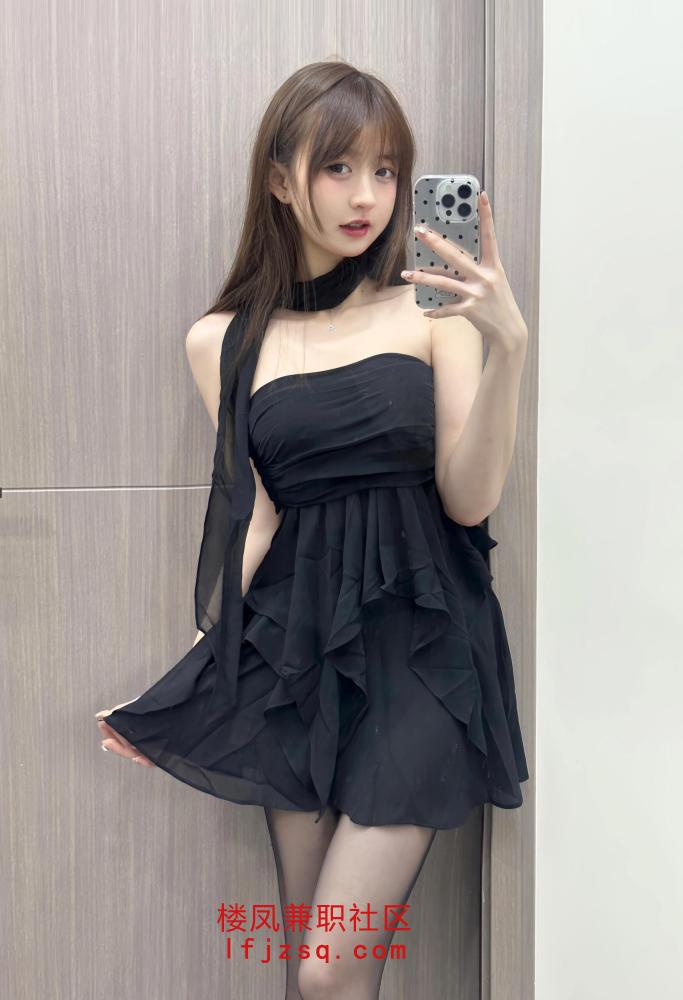 武汉市 大波美白多水小姐姐。