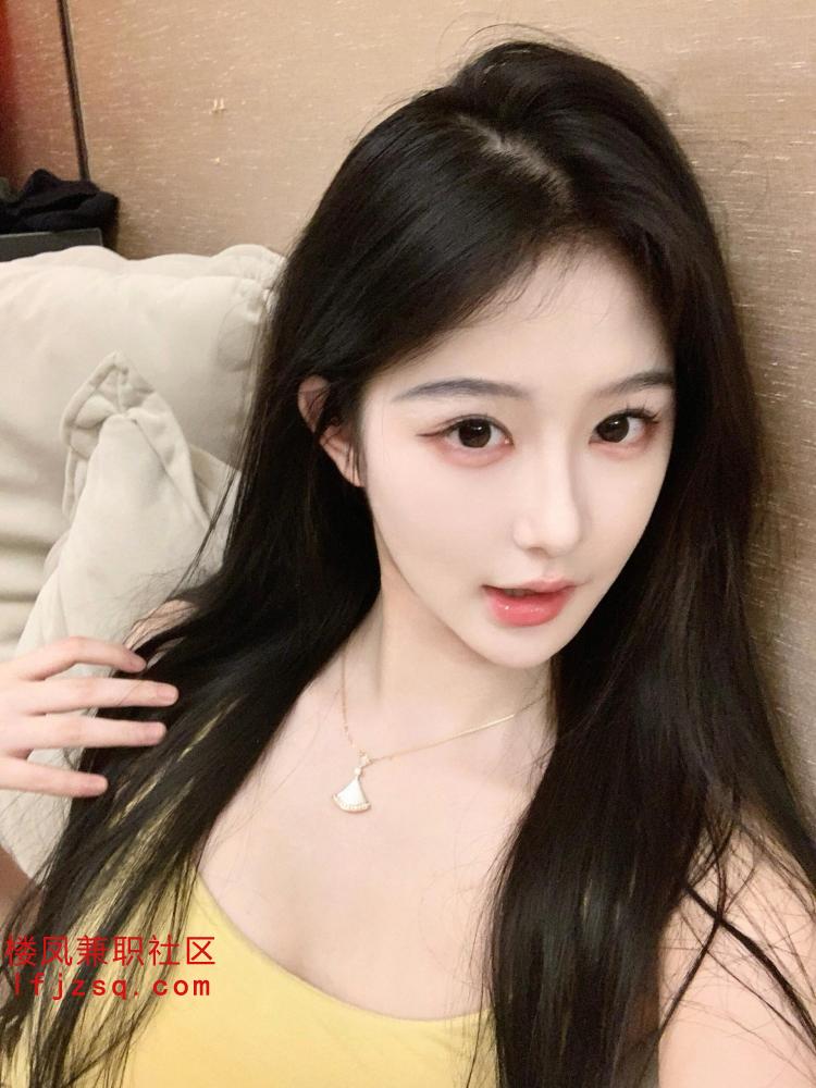 丰满身材妹子服务好