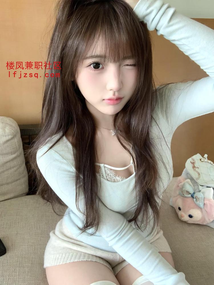 下海兼职御姐妩媚诱惑床叫很骚