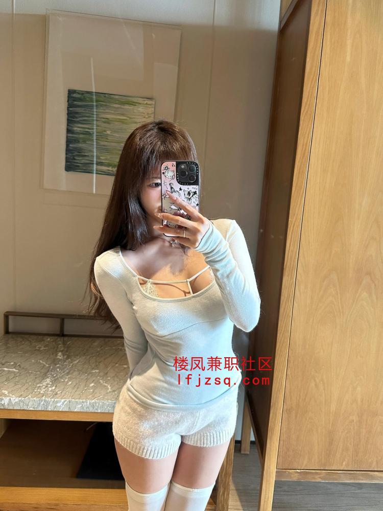 下海兼职御姐妩媚诱惑床叫很骚