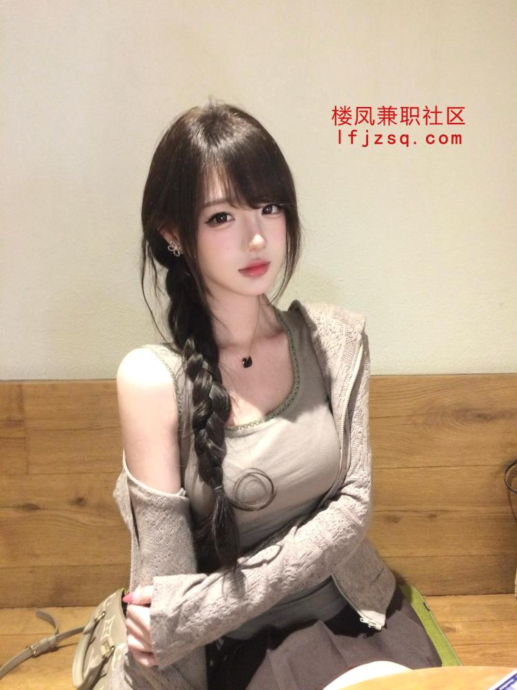 很有韵味妹妹小骚逼一个！