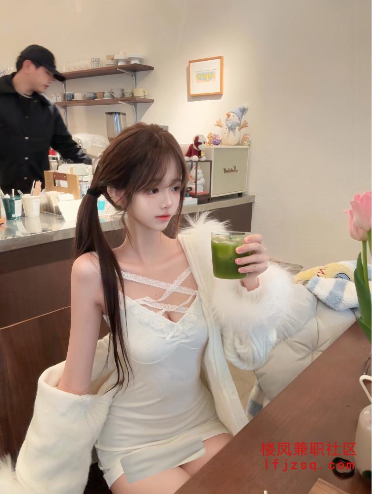 05新人下海兼职御姐妩媚诱惑床叫很骚